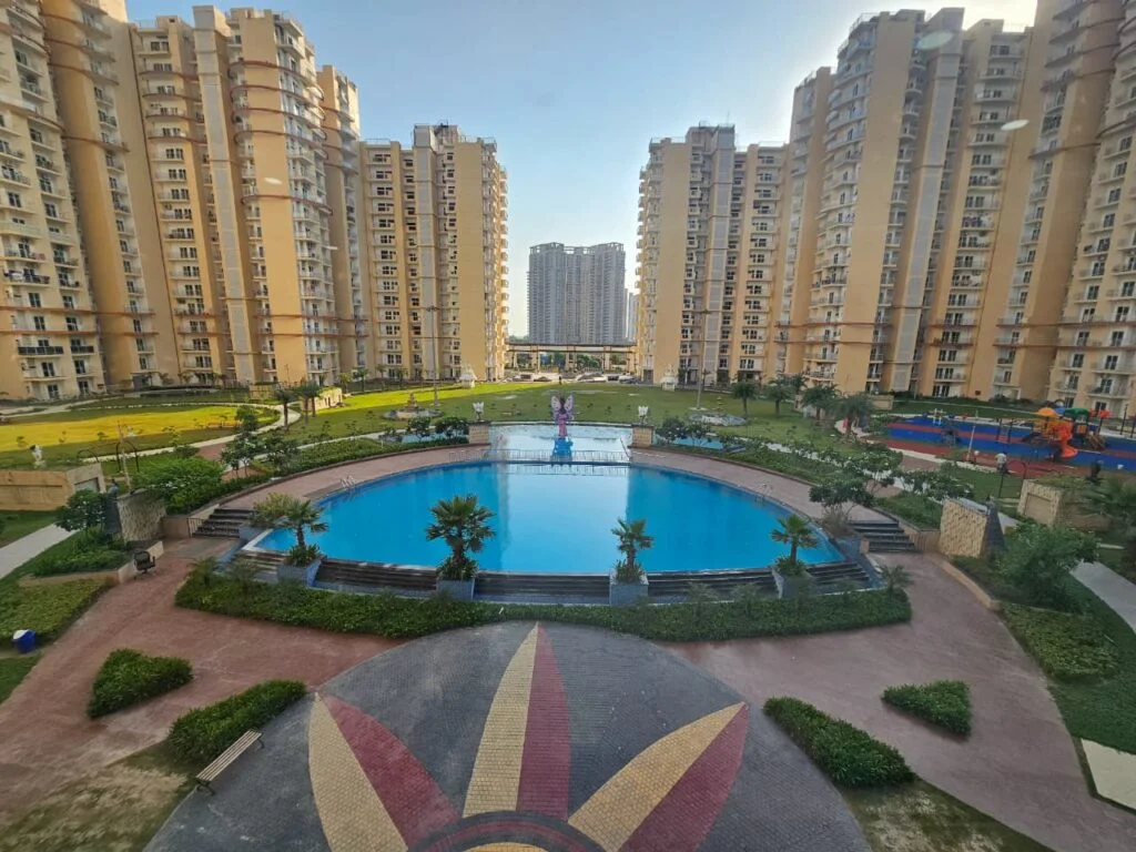 Samridhi Luxuriya Avenue